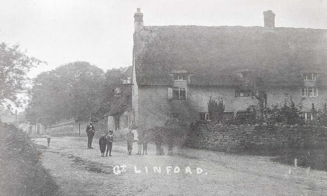 The Nags Head, Great Linford, circa 1900.