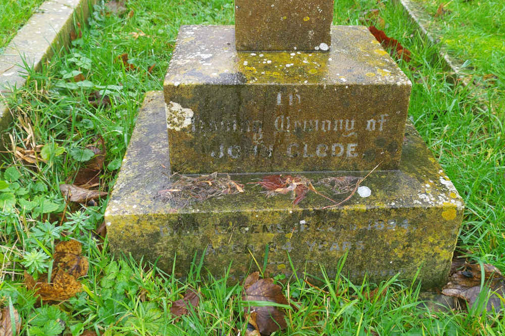 Gravestone St Andrews Churchyard Great Linford John Clode