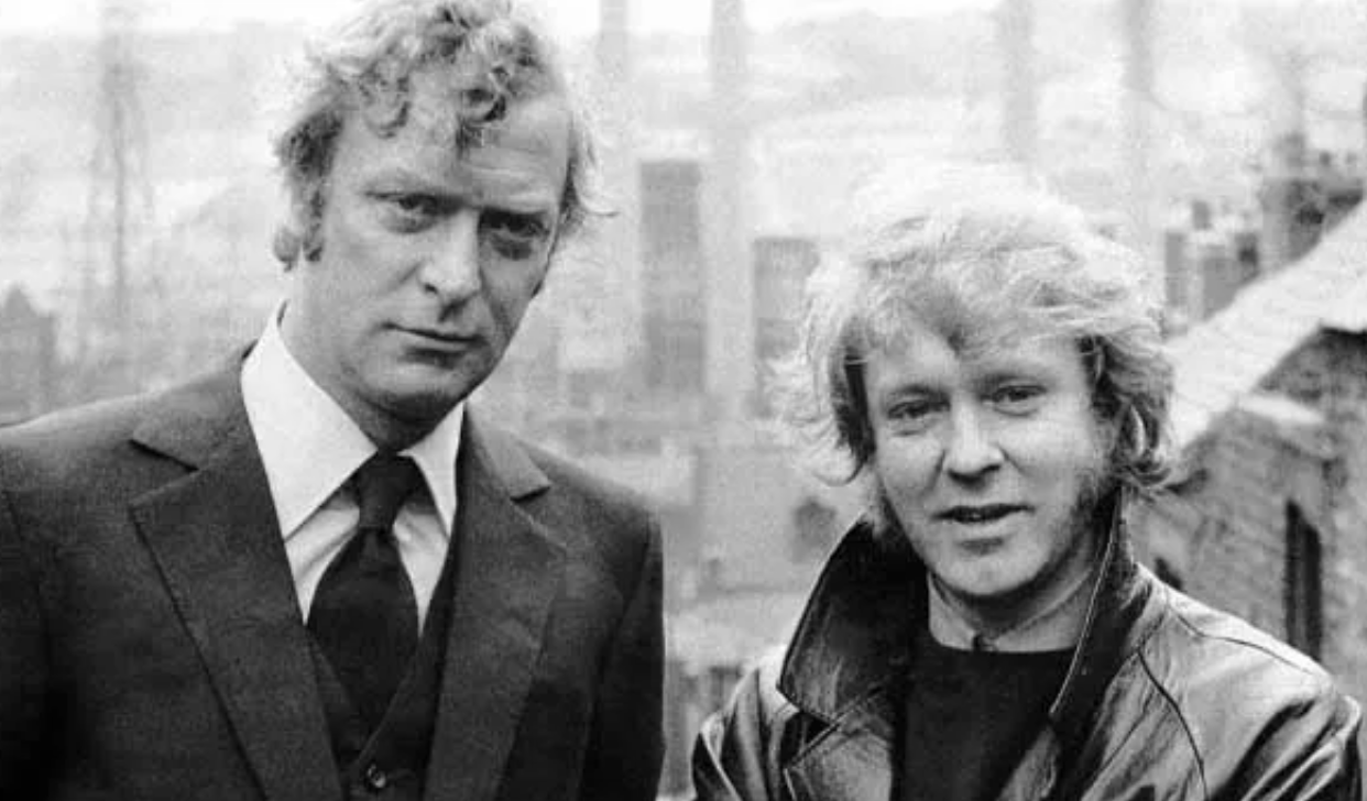 Michael Caine and Mike Hodges while filming Get Carter.