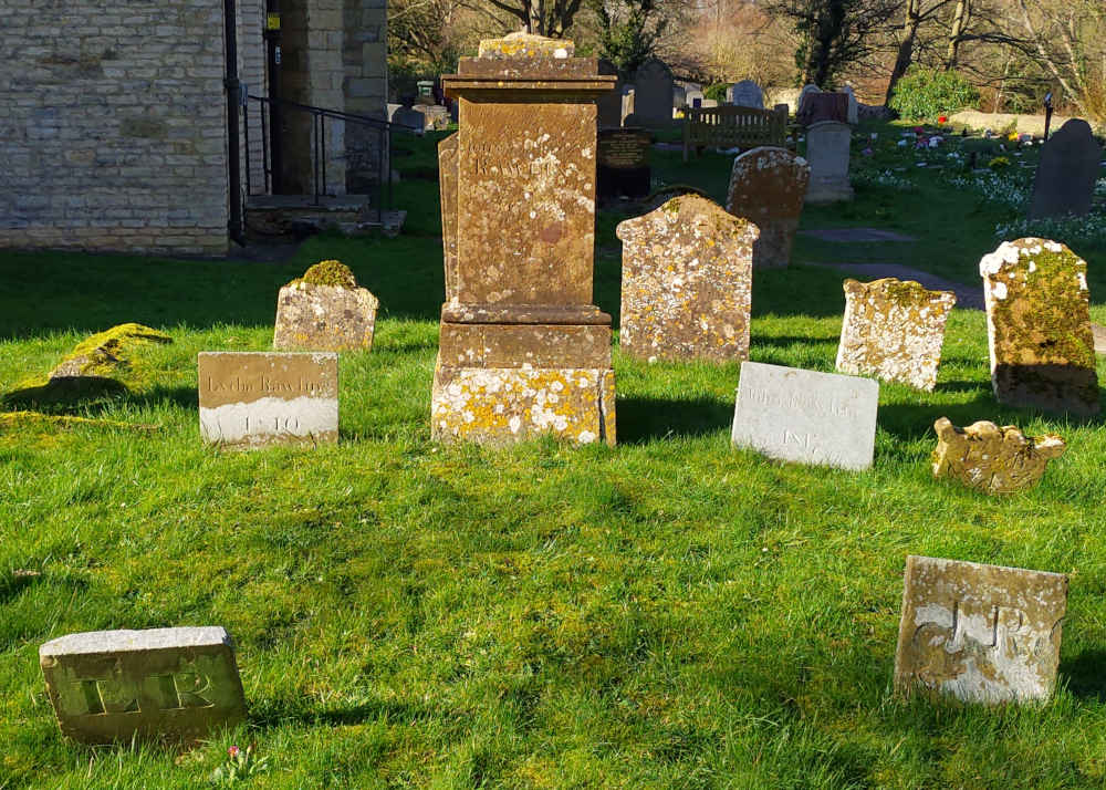 Headstones Footstones John and Lydia Rawlins St Andrews Great Linford
