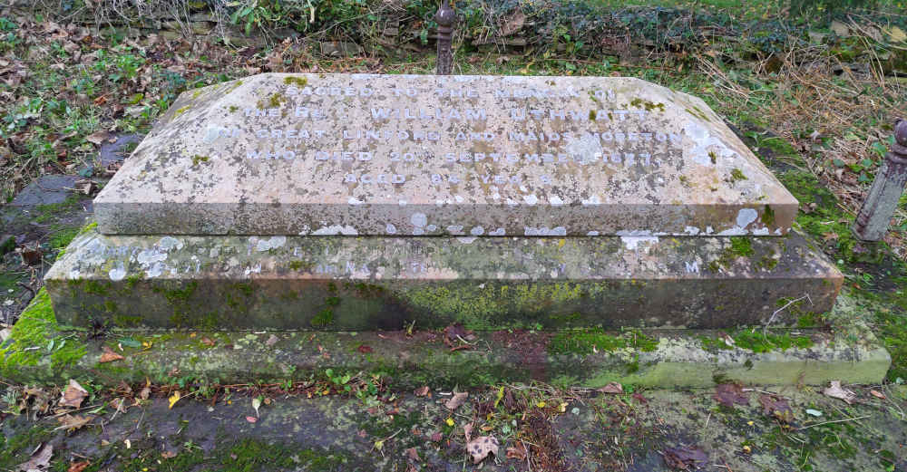 Gravestone St Andrews Churchyard Great Linford William Uthwatt